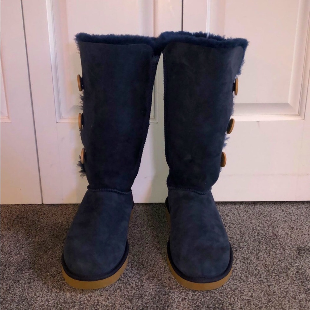 Tall Blue Uggs, Bailey button with tan buttons